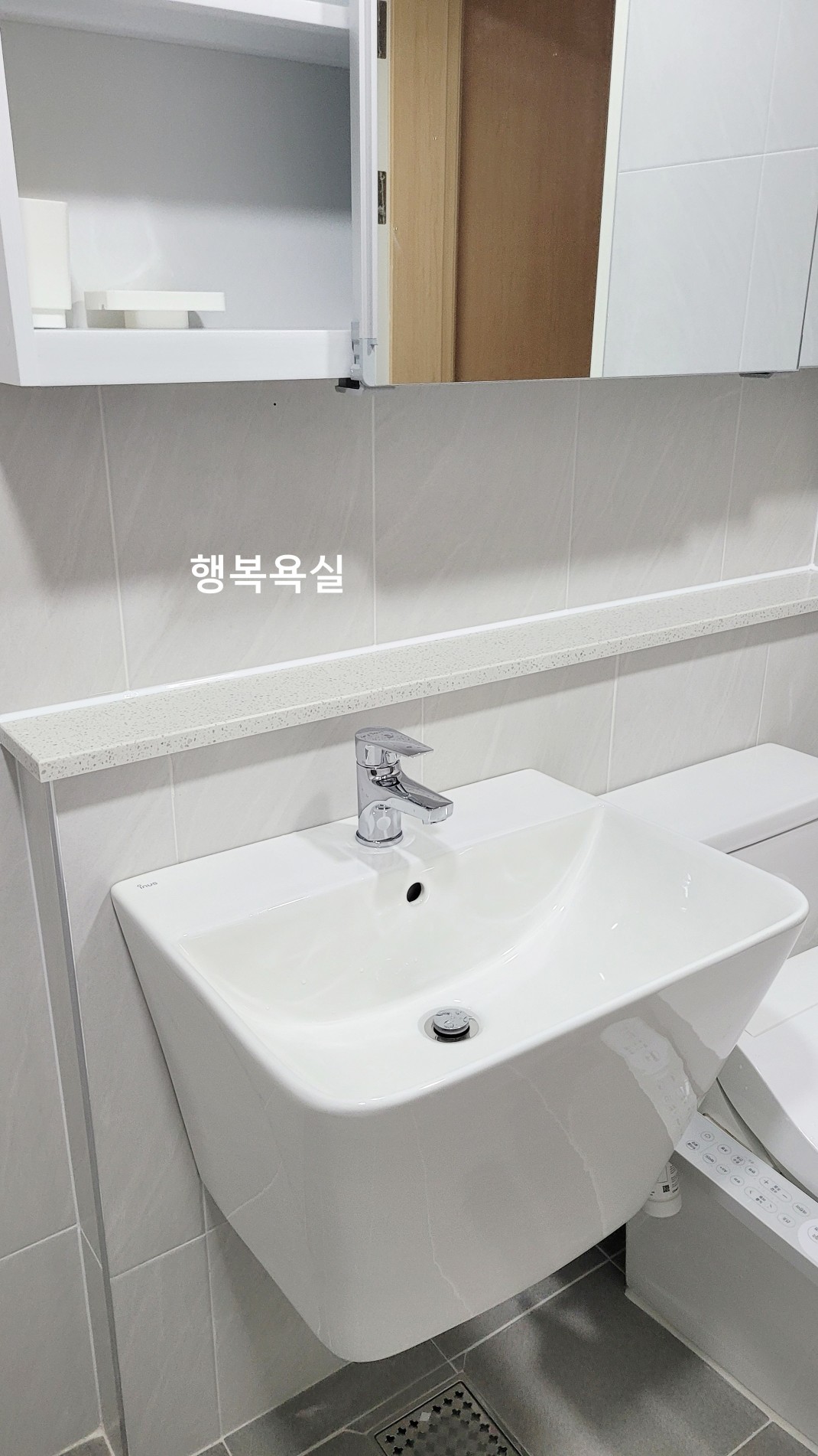 5fb75a5616fdb045ff2b92a58927a90b_1764506853_2872.jpg 5fb75a5616fdb045ff2b92a58927a90b_1764506853_2872.jpg